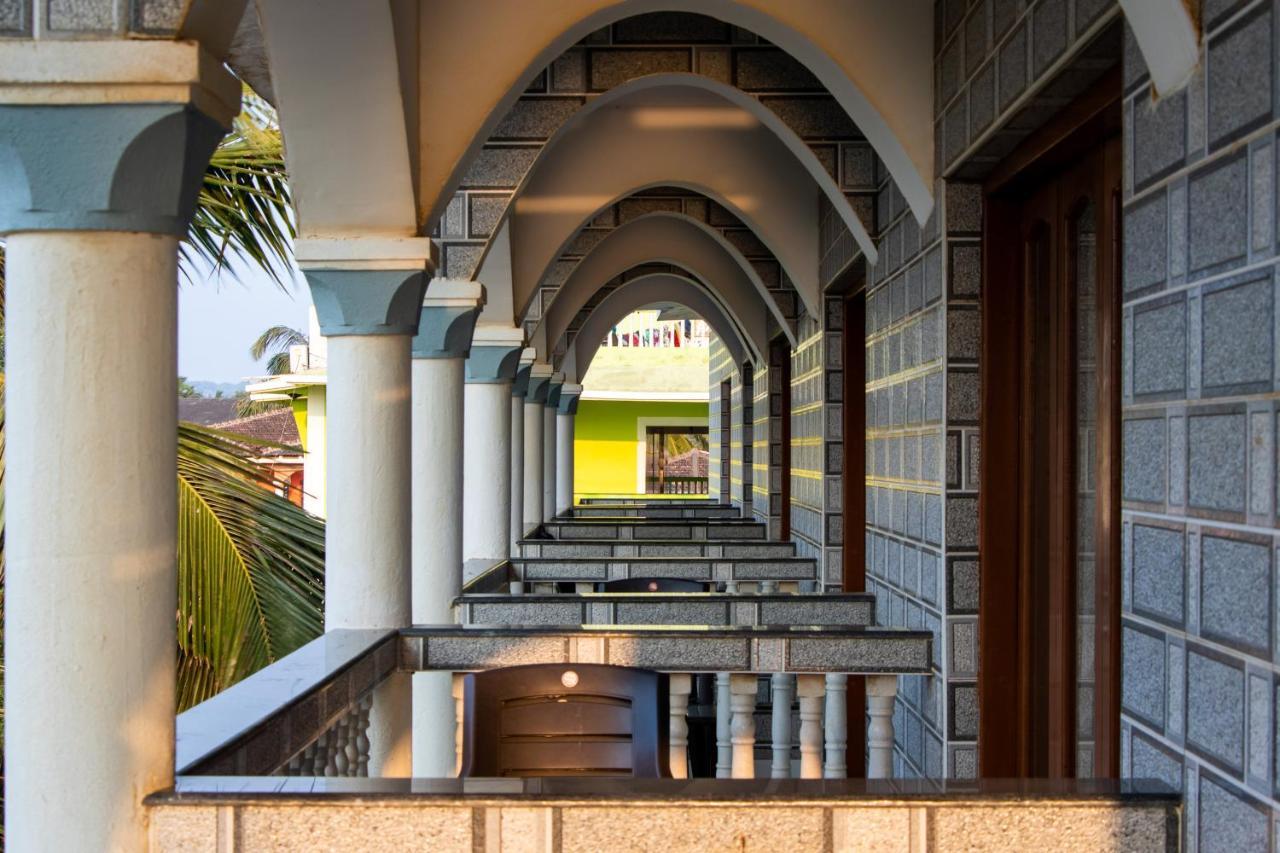 Larios Beach Holidays Resort Baga Zewnętrze zdjęcie